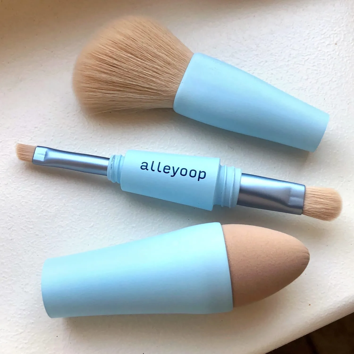 Alleyoop | Multi-Tasker 4-in-1 Makeup Brush