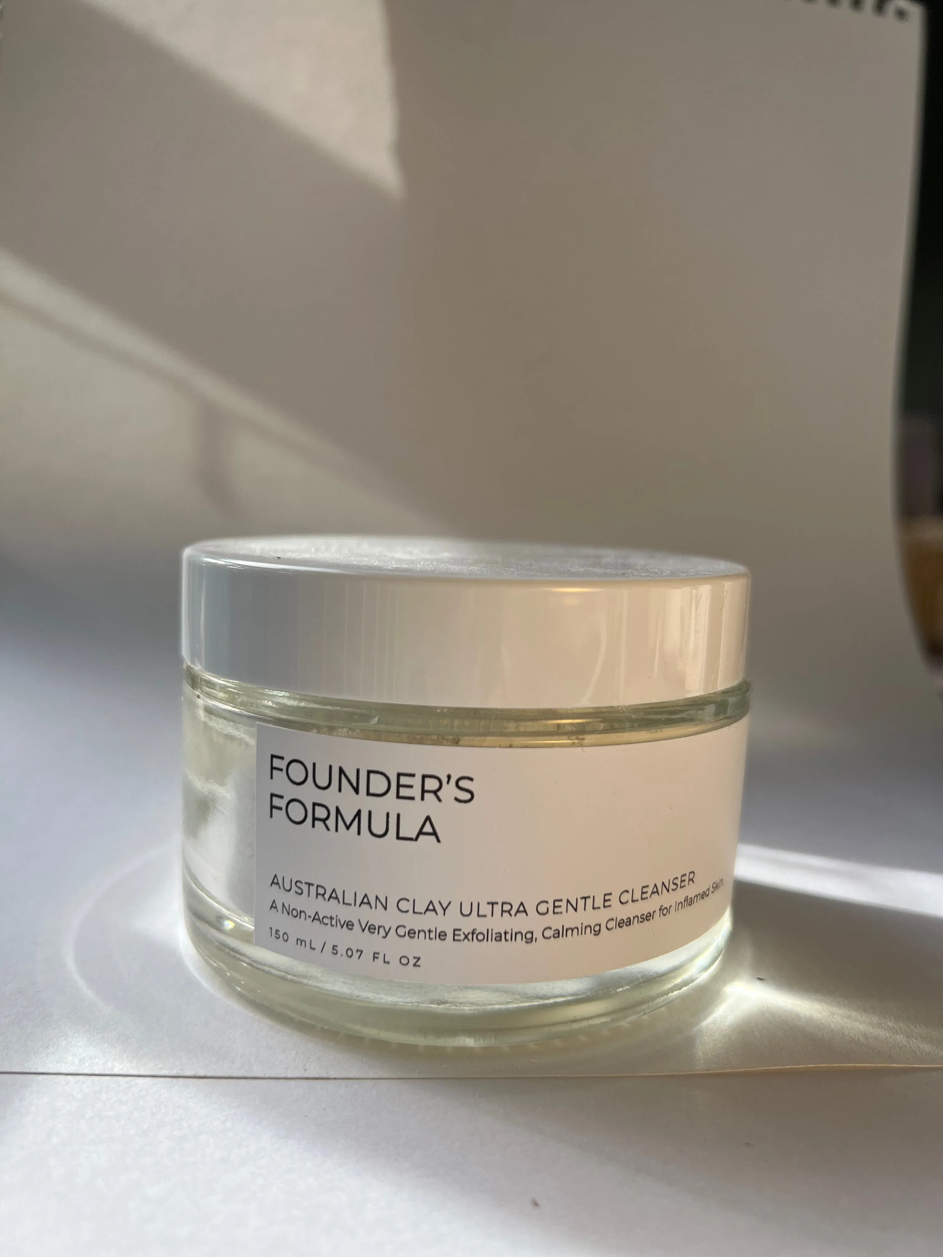 Ultra Gentle Australian Clay Exfoliating Cleanser for Inflamed Skin (Salon Only - 150g)